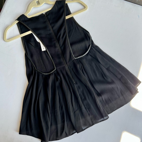 Alice + Olivia Racer Back Top NWT - Picture 7 of 9